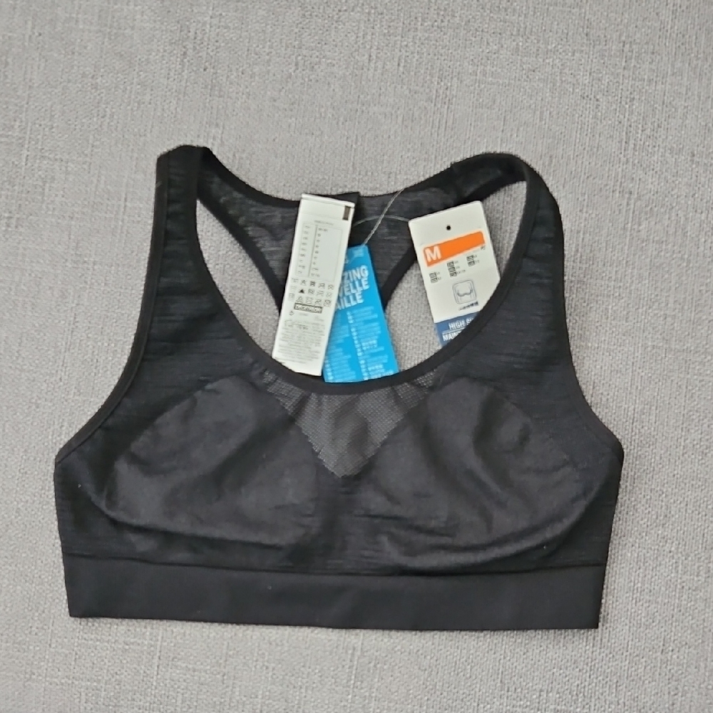 Seamless Black Sports Bra